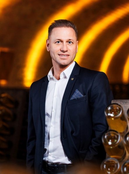 Florian Czink, CEO
