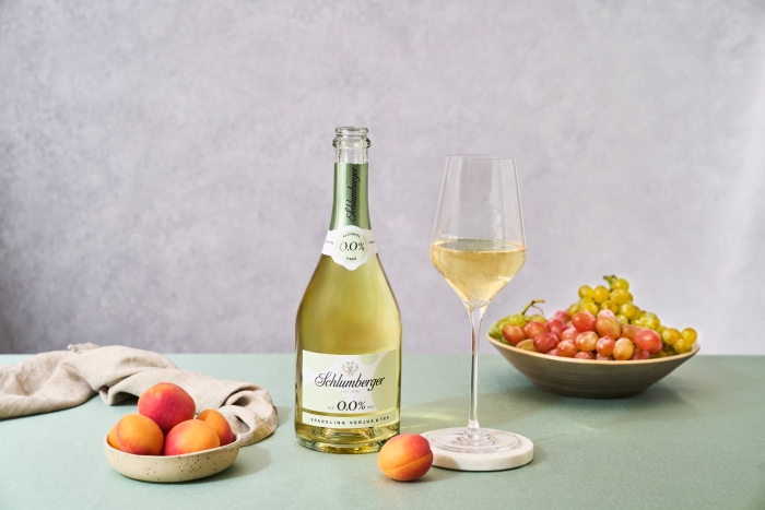 Schlumberger Sparkling Verjus & Tea 0,0% (c) Schlumberger / Melina Kutelas